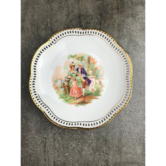 schuma Other - Vintage Schumann Arzberg Germany Porcelain Dish Scalloped Gold Trim Man/Woman